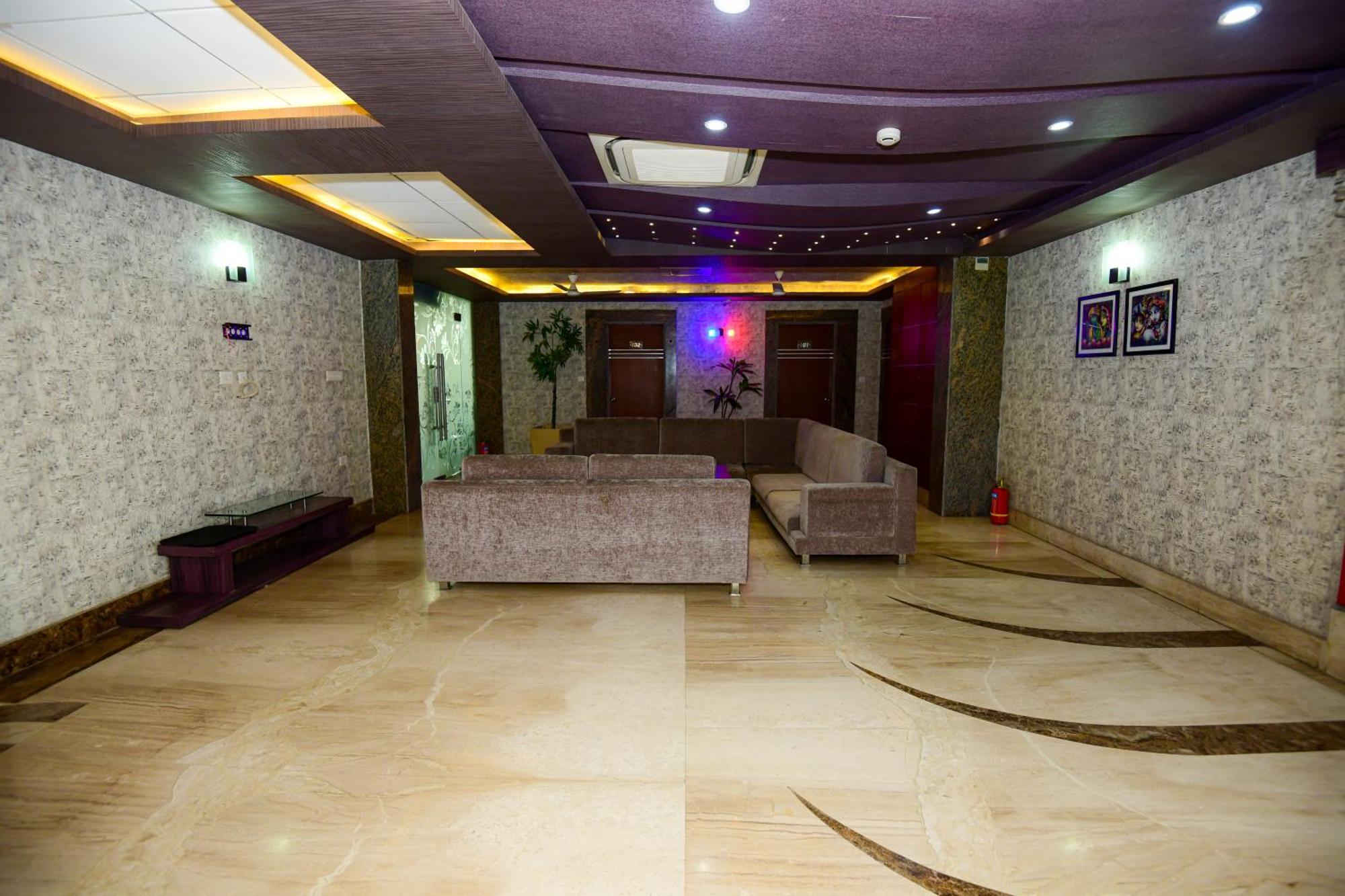 Hotel Lake View Grand Lucknow Zewnętrze zdjęcie